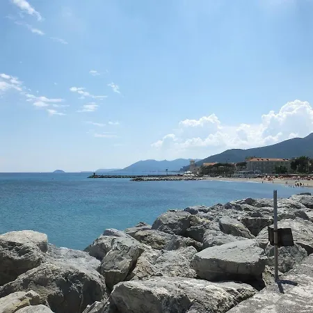 Casa Amico Mare