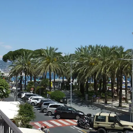 Casa Amico Mare * 로아노